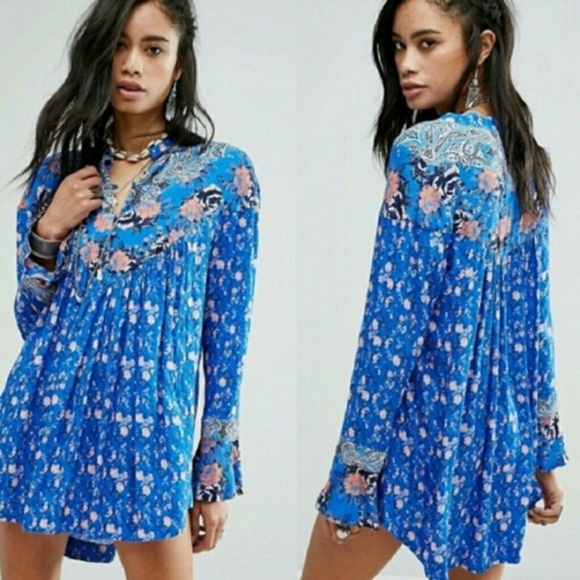Free People Tops - Free People Wildflower Fields floral Tunic